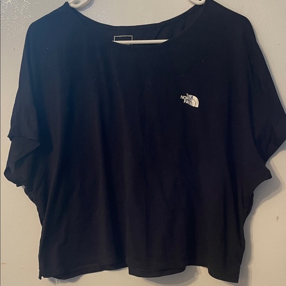 The North Face XL Women's Black Short Sleeve Crop Tee - Picture 1 of 5